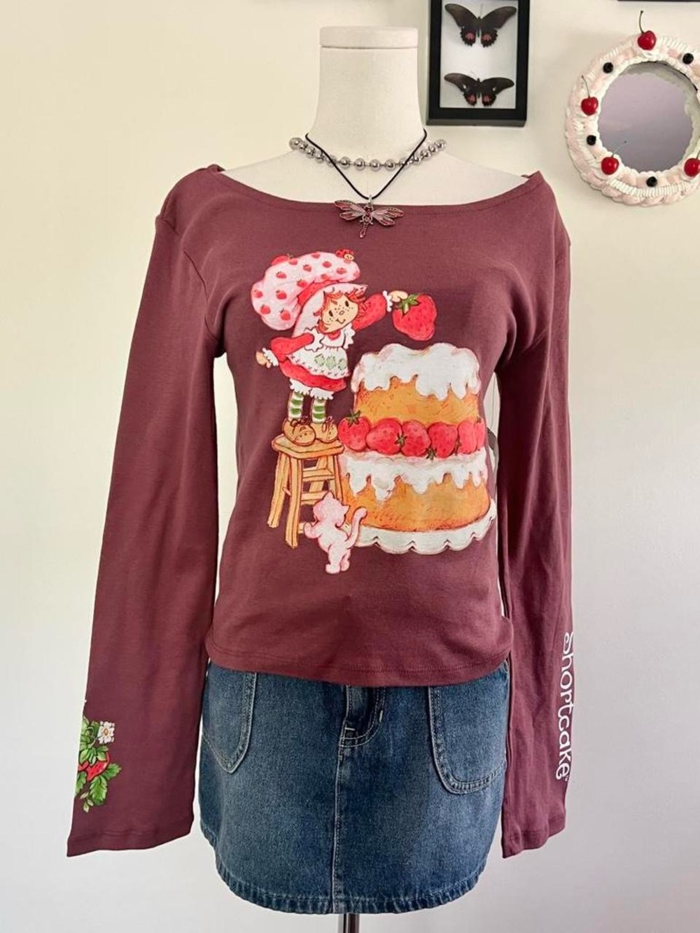 Women’s Long Sleeve Strawberry Shortcake Tee - Picture 3 of 7